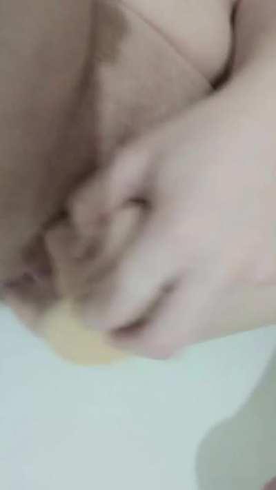 I need a friend who’s willing to eat my pussy sometimes