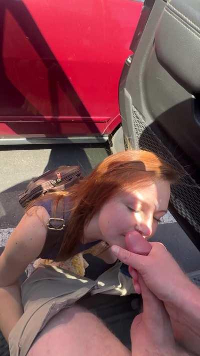 Facial in a parking lot