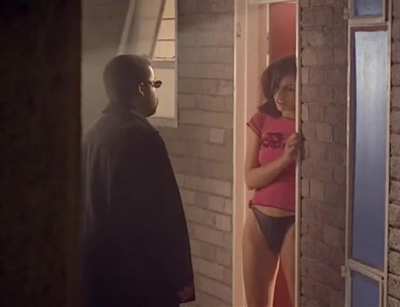 Elizabeth Hurley T-Shirt & Panties