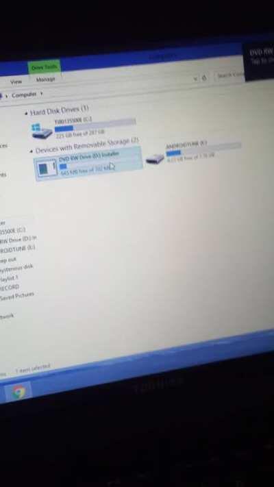 i made a disc designed to rickroll whomever inserts it