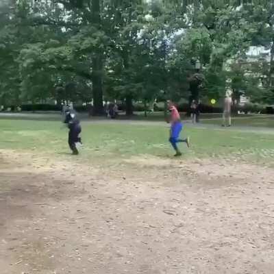 While I 360 noscope this kid’s ankles