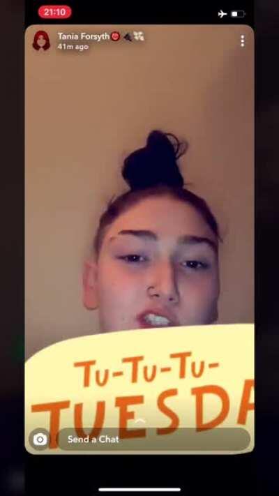 The bowler is back with some exquisite poetry about her opponent... Aw the best to anyone translating this for the rest of reddit. (Link to part one in comments)