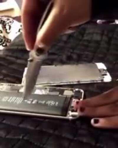 Well...What to do today? Let's just try and slice a battery open!