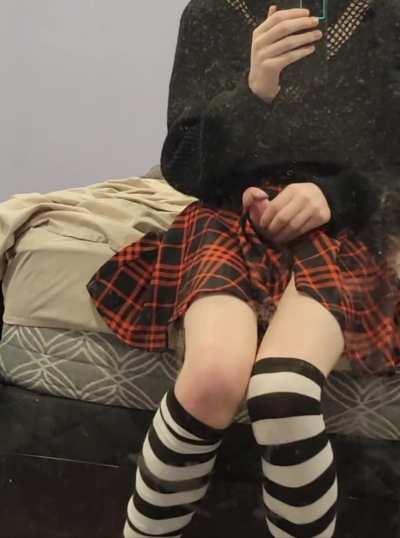 ^-^ haii , want to help?