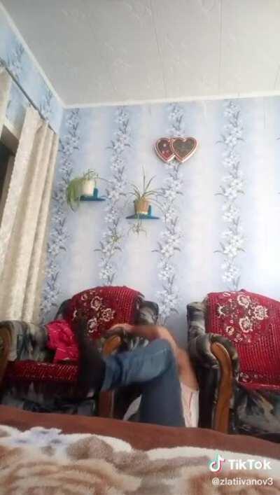 Old man dance go brrrr