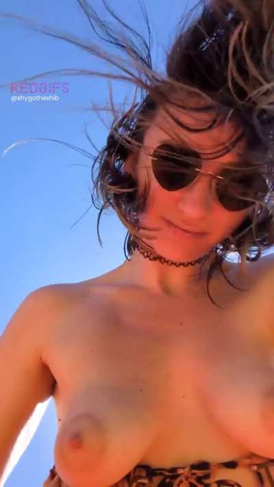 POV you are laying on my towel ;)