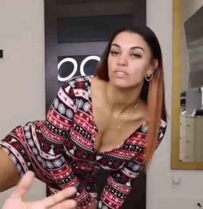 u_BianncaRaines - Video #1462