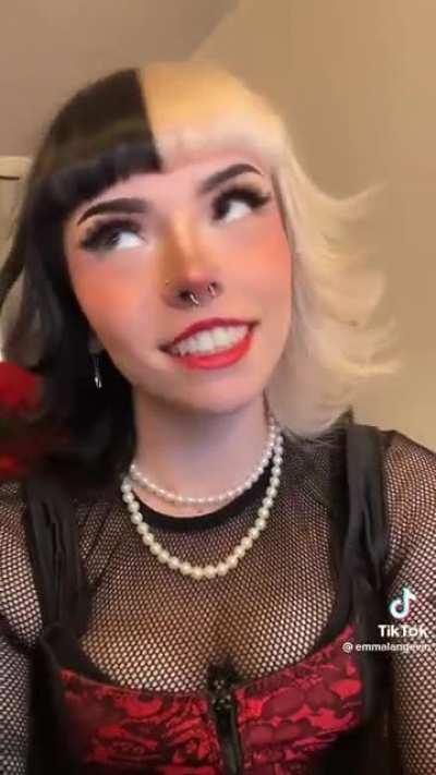 Fishnets + corset = Choke me like you hate me