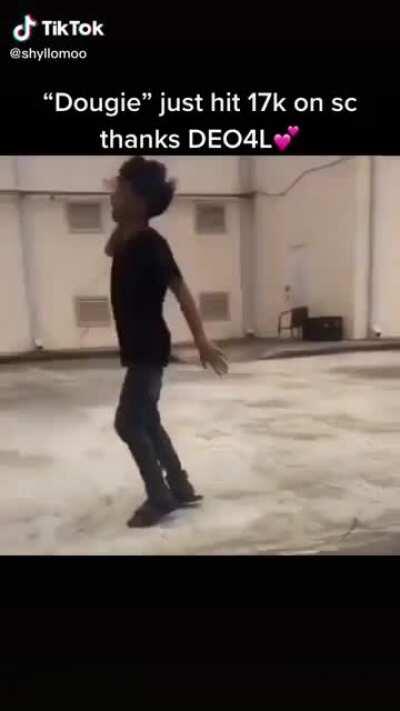 Y’all we gotta keep streaming it🥺 I want y’all shaking them bodacious booties Ik y’all have for our DEO brother.