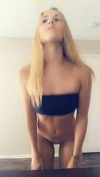 hello.. this my first tittdydrop ever hihi.. i know its a shame can somebody give me some advices ?:( (OC)