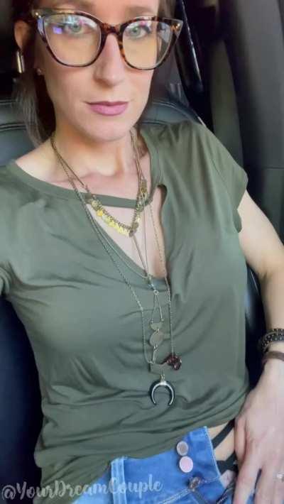 I always like to rub one out before I go grocery shopping 🛒