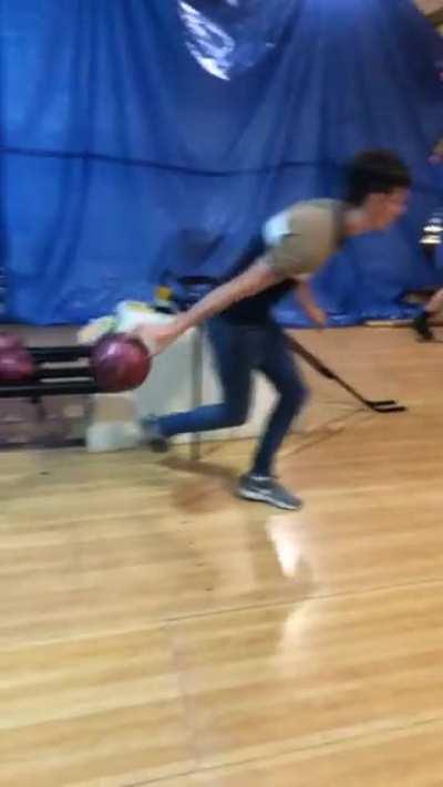 Wii sports Ni🅱️🅱️a’s be like....