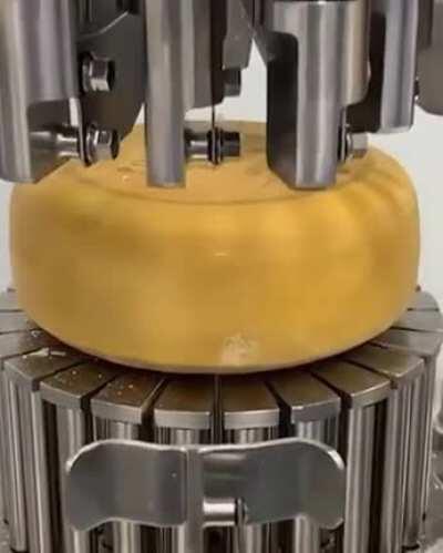 The most cheesy way of using a hydraulic press