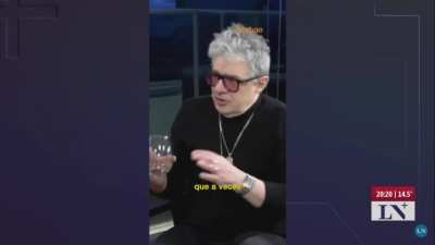 Juanse de Los Ratones coincidiendo con un cambio de época, a favor de achicar el estado y parar la emisión monetaria. Crack!!