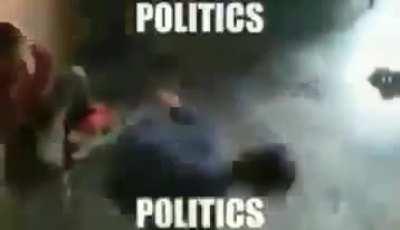 Česká politika be like: