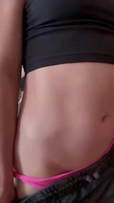 I like older guys because they have the patience to ... wait for it 🍑😜