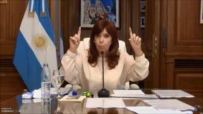 Y ustedes, acaso no roban?