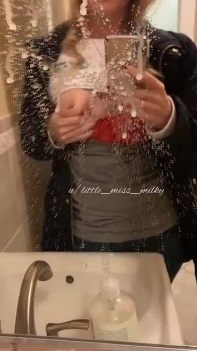 Milky work mirror! My boss would have freaked! 😝😳