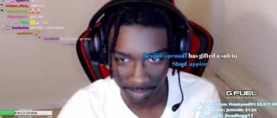 okay twin i see you with the dance moves this that 4lifer shii 😩🤞🏿