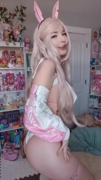 slowly adding lewd tiktoks to my fansly