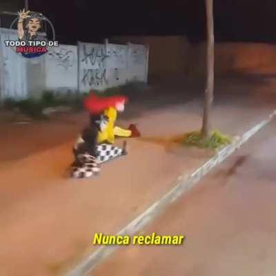 And that's how you make a good brazilian music clip!