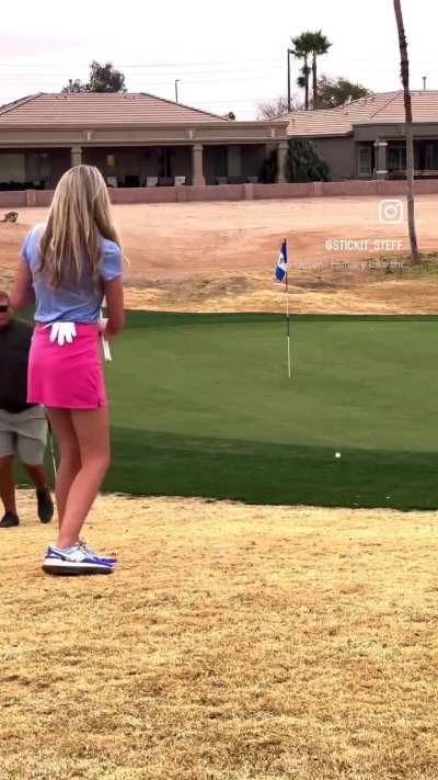 Is chipping with a beer in your one hand allowed ?