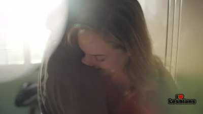 Monica Raymund & Tonya Glanz (Hightown - s02e04 - Scene #1) *NO MUSIC*