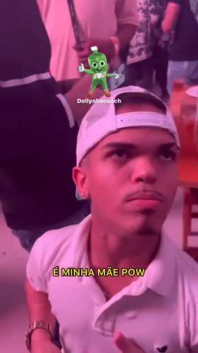 Menores apenas acompanhados dos pais