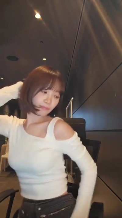 Chaewon of LE SSERAFIM