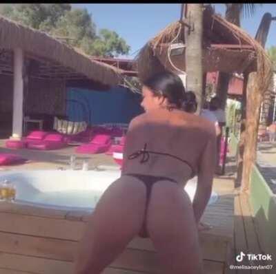 Günaydın bunu sabunsuz soluksuz sikerim hyrlı cmlr