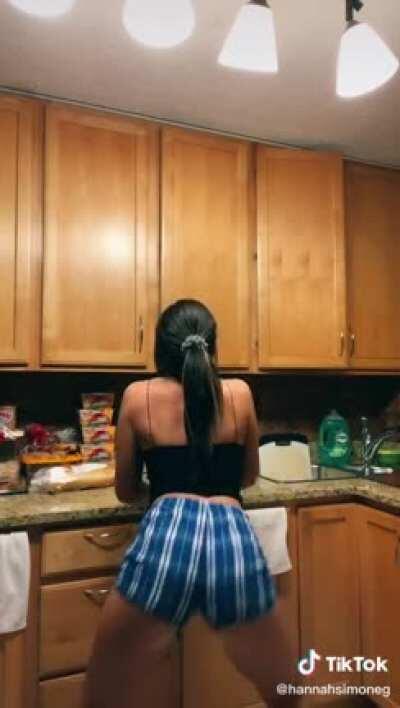 I might end up wifing a white girl...