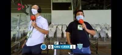 A gente tem que parar com essa mania de falar 