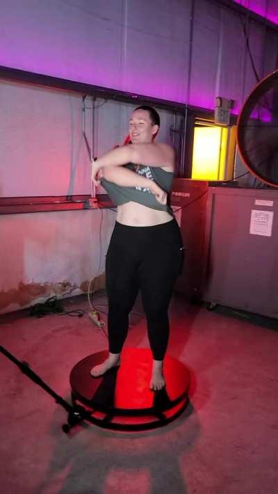 I love a crowd and high-fives!