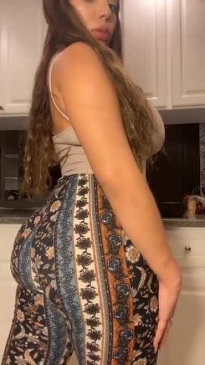 Mega Thicc