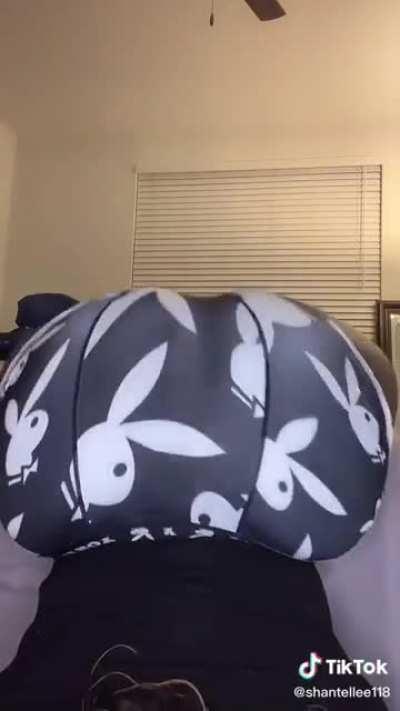 Dhocolate Drop 🍫🍫🍫