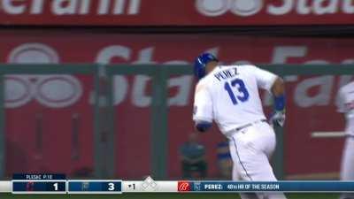 [Highlight] Salvy hits home run #48 on the season, a 3-run shot!