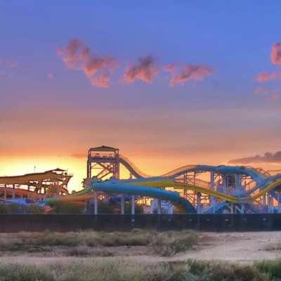 Ladies and gentlemen, this is the most beautiful and liminal song there is