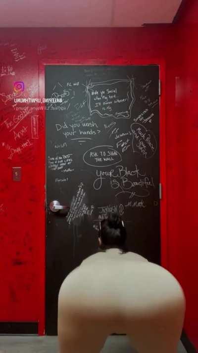 Pick ONE Ghetto Booty Queen