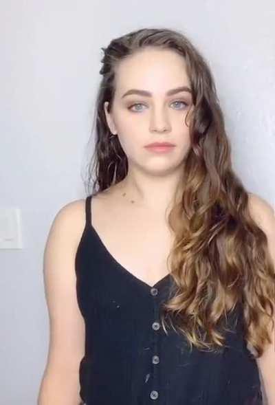 Queen Sam ready to beat that ass