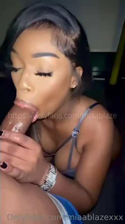 MiaBlaze Lips AND Mouf Full 😍💦