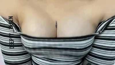 [F] [OC] 🖤 Bouncy Bouncy 🖤