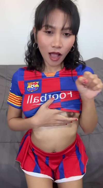 Will you be shocked if I promised you nudes and actually sent them 🤭