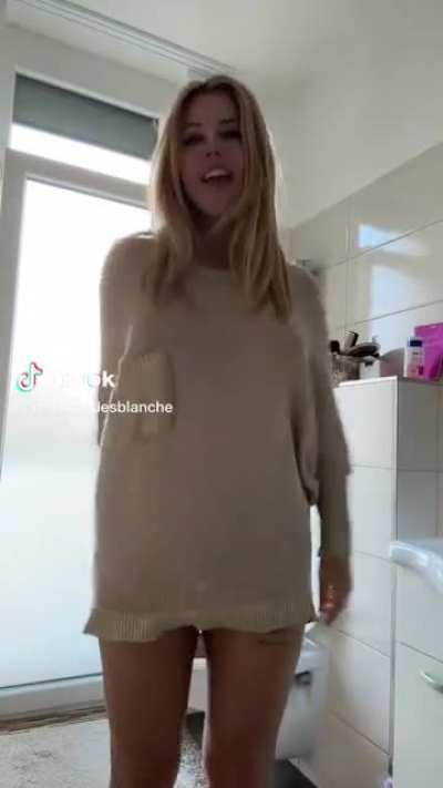 See through (missmercedesblanche)