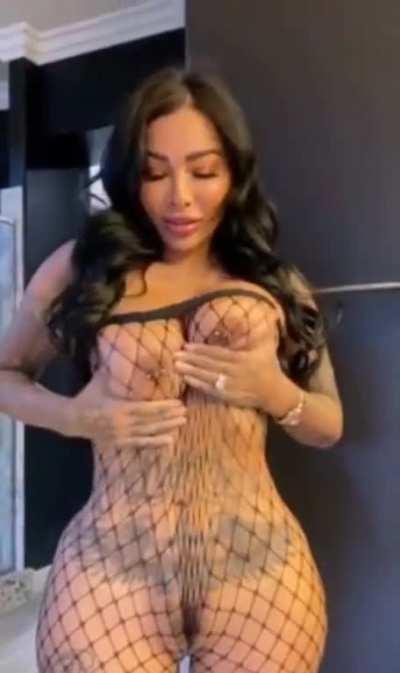 Tattooed Woman Content Free  