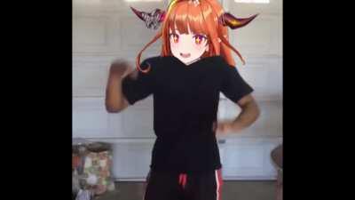 Marine still has her idol skills... maybe...