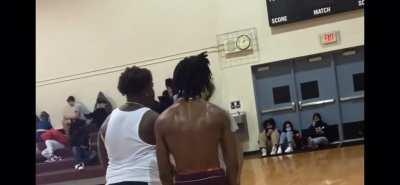 Trash talker gets owned Robert Morgan gym (senior fight)