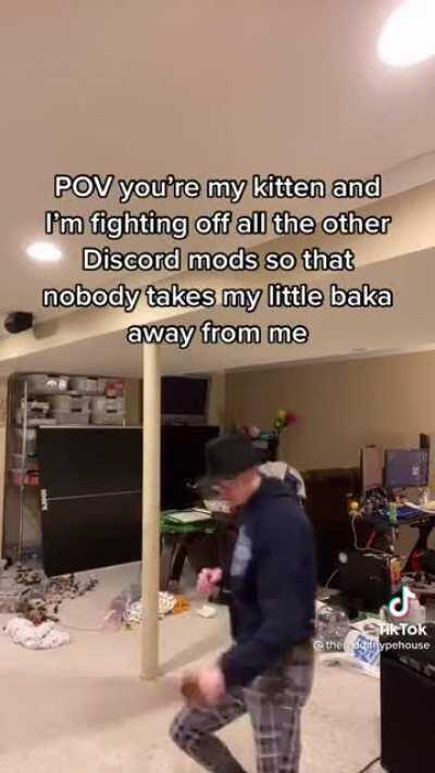 Good boi daddy slaying the chad’s who dare look at his queen