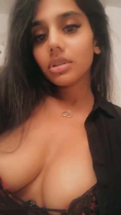 Checkout High Profile Busty Indian NRI Babe Most Demanded Exclusive Mega Collection Don't Miss !! ( Never Seen Before ) !!