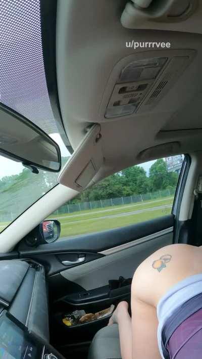 I love having an audience 👀