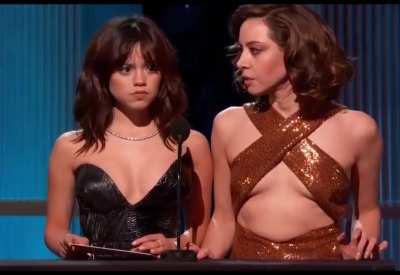 Jenna with Aubrey Plaza at the SAG Awards